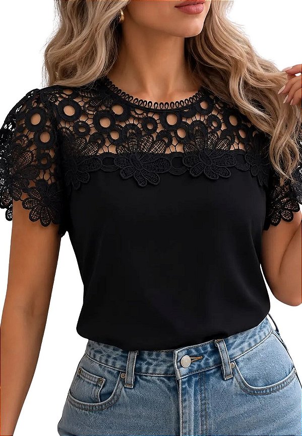 Blusa bordada com renda na gola e mangas Sophia