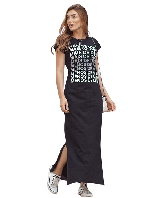 Vestido Preto Longo estampado "Mais de Deus, Menos de Mim" em Branco, com Fenda Lateral 100% Algodão