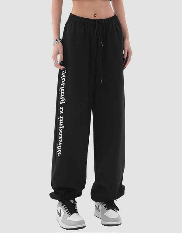 Calça Jogger Baggy Preta Nothing is Impossible
