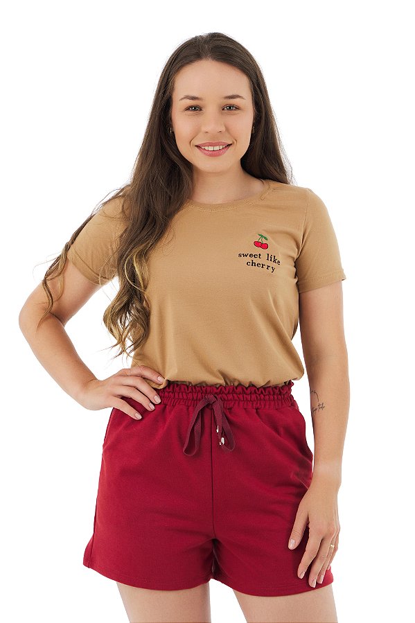 Conjunto verão Feminino: Short Bordô e Camiseta Capuchino bordado de cereja