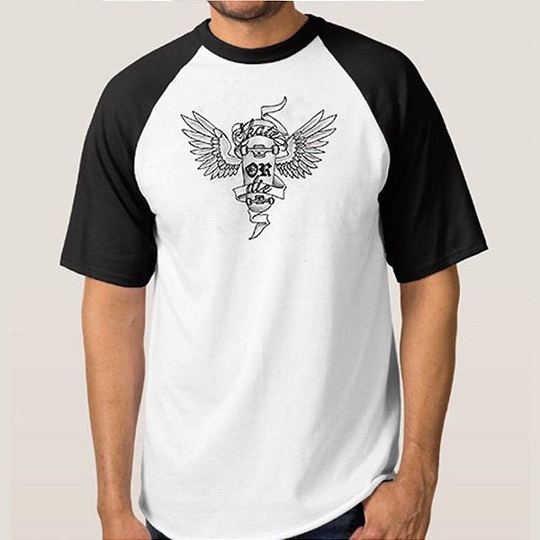 CAMISETA BRANCA COM MANGA PRETA NERDERIA e LOJARIA skate or die BRANCA