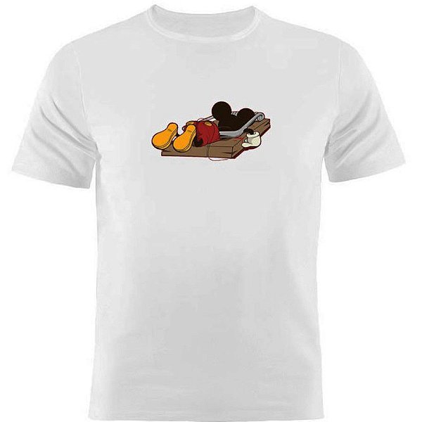 Camiseta Basica Nerderia e Lojaria mickey mouse morto Branca