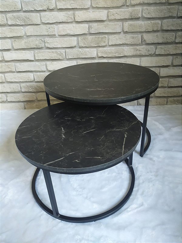 MESA REDONDA PRETA COM TAMPO EM MDF PRETO MARMORIZADO  MODELO KIRA