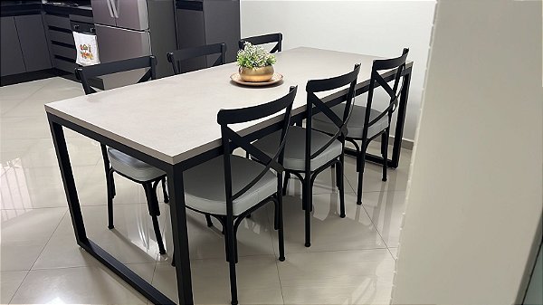 Conjunto de Mesa Retangular com 6 cadeiras assento alto estofado
