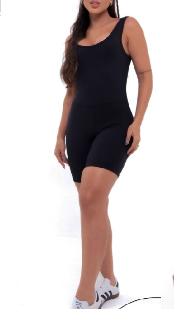 Macaquinho fitness forrado em poliamida premium UV50+