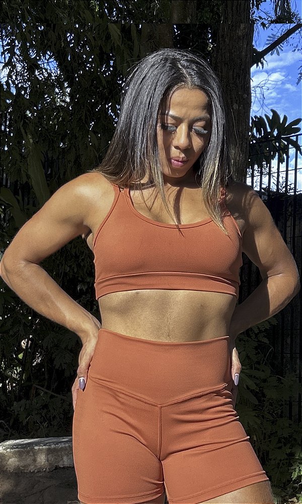 Top Fitness alças centrais cruzadas X  em Poliamida Premium bojo removível