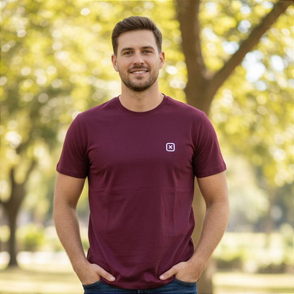 Camiseta Básica TXC Vinho