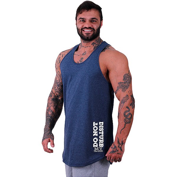 Regata Longline Masculina MXD Conceito Estampa Lateral Do Not Disturb My Training