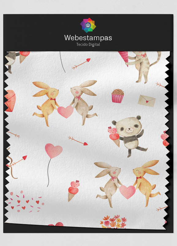 Tecido Veludo Estampa Digital Bichinhos Apaixonados 1,55m de Largura