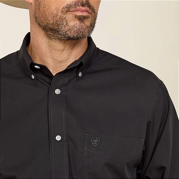 Camisa Ariat Wrinkle Free Solid Classic Fit 10020328