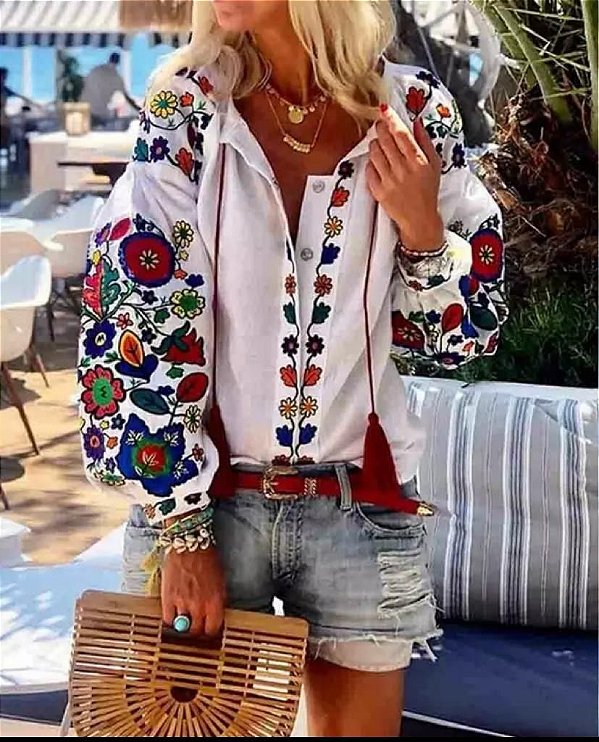 person camera man woman tv t shirt