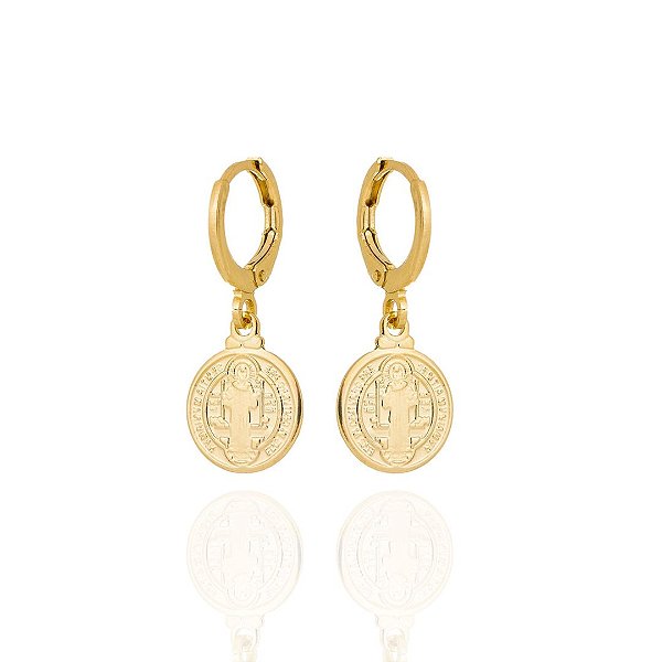 Brinco Argola Medalha São Bento no banho Ouro 18k