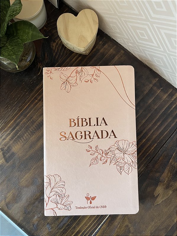 BÍBLIA LETRA GRANDE FLORAL - LUXO COM ABAS