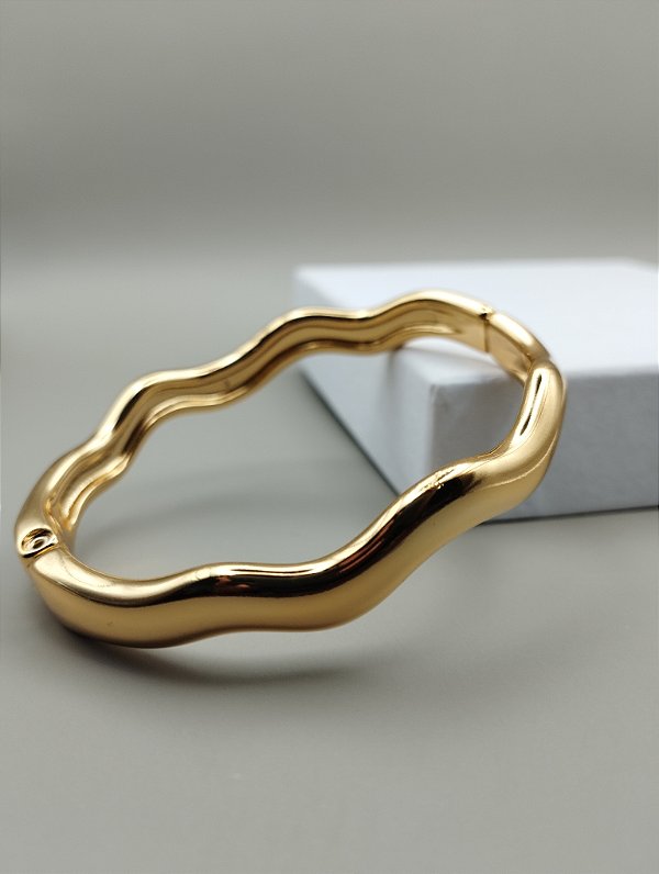 Bracelete ondulado