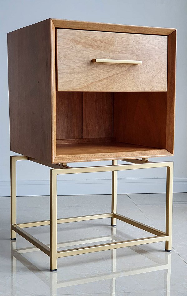 Mesa de Cabeceira 1 Gaveta ALVA Dourado e Madeira de Tauari Natural