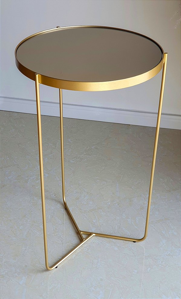 Mesa Cabeceira Lateral Redonda Alta TRÍADE 40 x 70 cm Dourada com Espelho Bronze Design