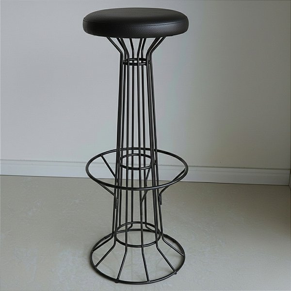 Banqueta Bar Alta SINGAPURA Preto Fosco e Couro Legítimo Sherwood Black Fabiano Adam