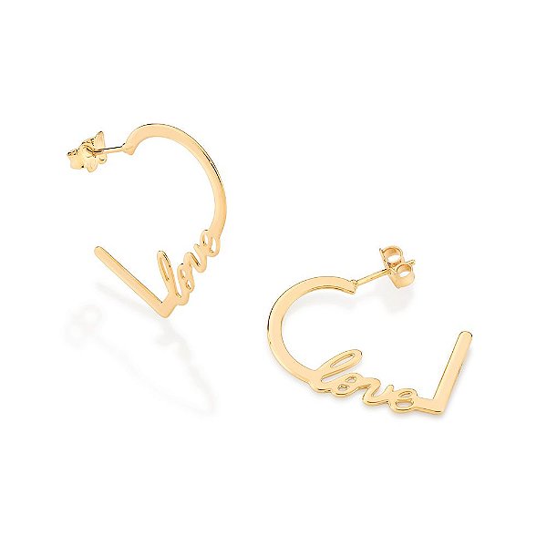 Brinco Meia Argola Formato Coração Escrito Love,Med 3,0 Cm X 2,6 Cm