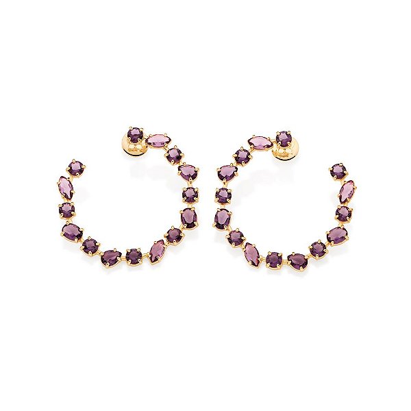 Brinco Meia Argola Cravejado Por 16 Cristais De 6,0 Mm, 6 Cristais Navetes De 5X10 Mm, 4 Cristais Gotas De 6X8 Mm E 4 Cr