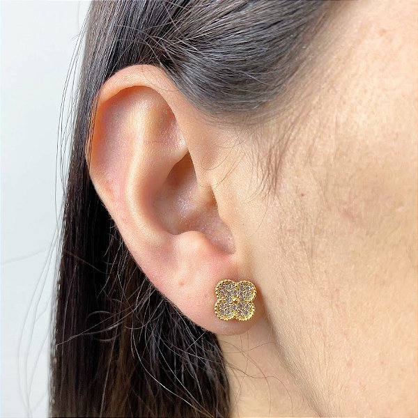 Brinco Flor e Zircônia