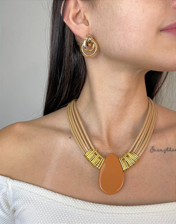 Colar Nude com Gota Terracota em Resina