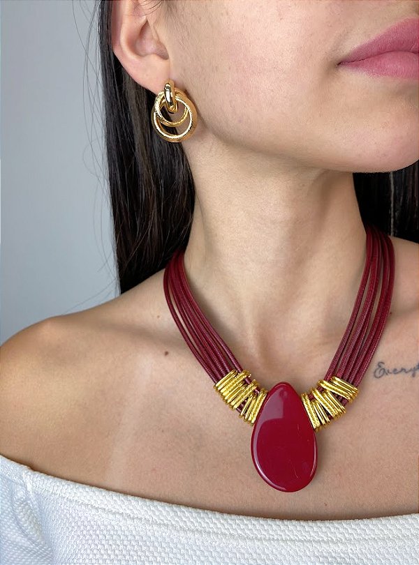 Colar Marsala com Gota em Resina