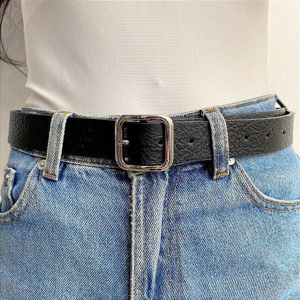 Cinto em Corino Preto e Prata PLUS SIZE