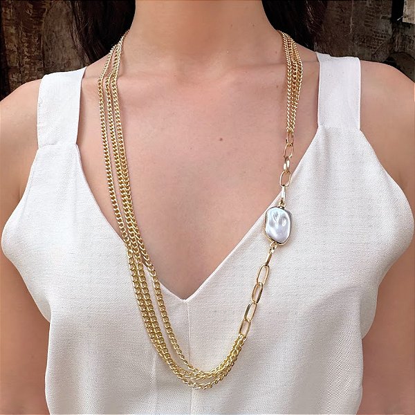 Colar Longo em Correntes com Pérola ABS