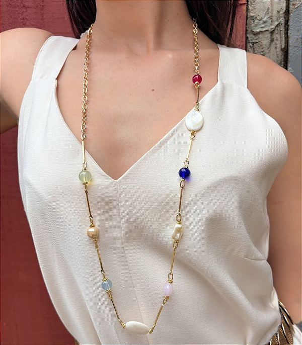 Colar Longo com Cristais e Pedras Naturais