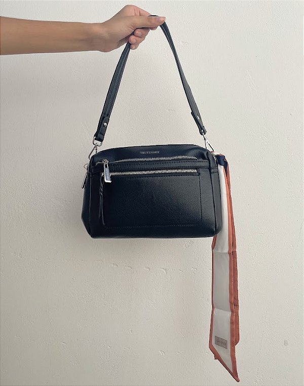 Bolsa Média Espaçosa Preta e Prata