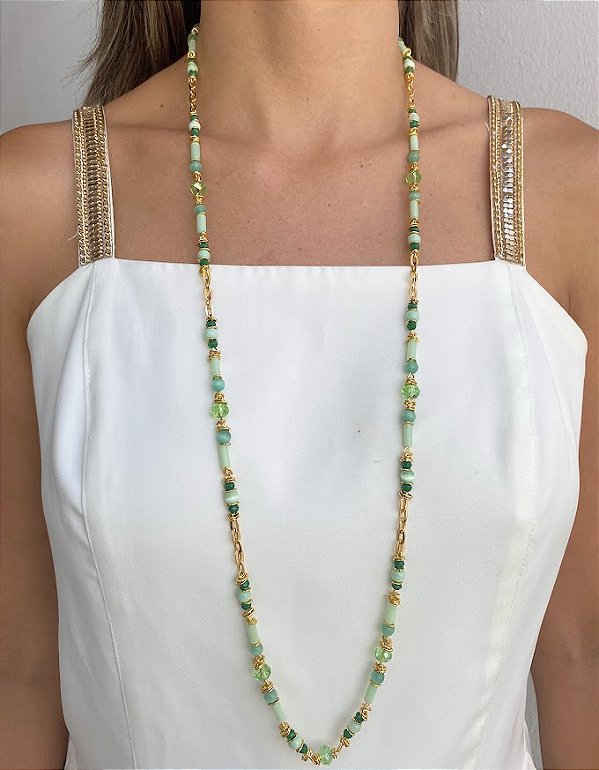 Colar Longo Verde com Cristais e Olho de Gato