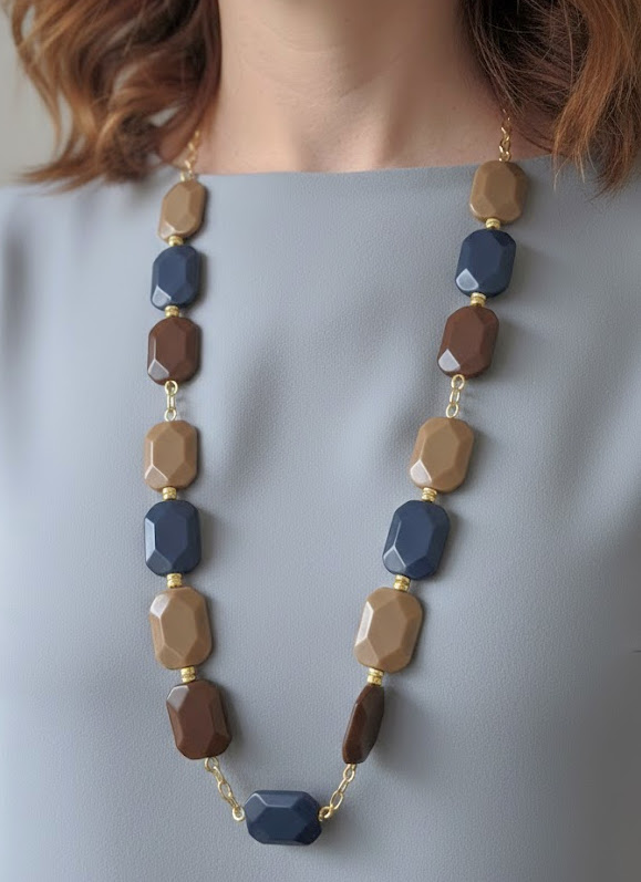 Colar Longo Pastilhas Marinho Marrom