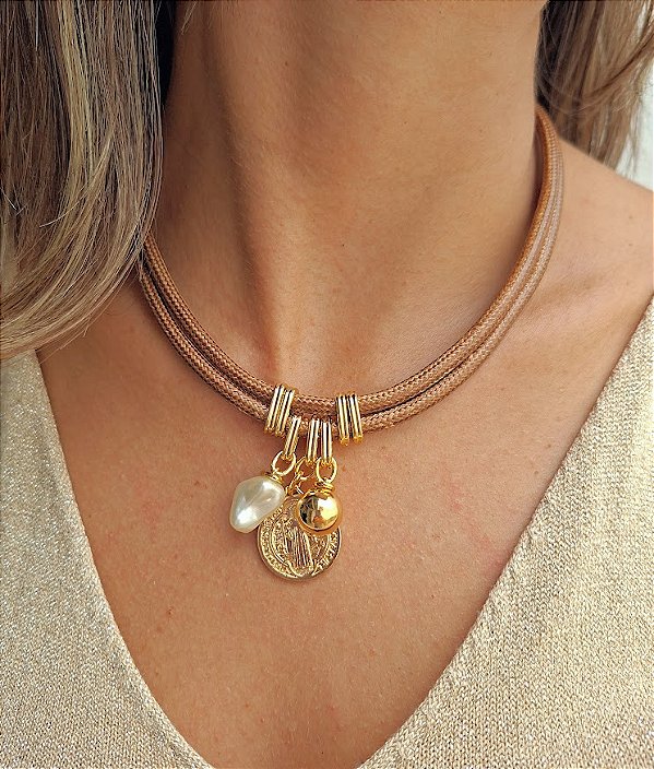 Colar Curto São Bento Marrom