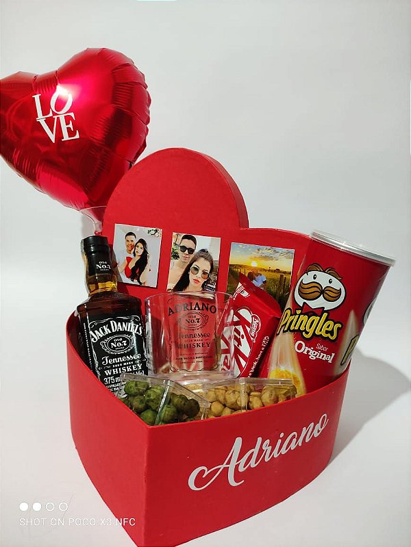 Kit Caixa box de Coração com WHISKY Modelo Adriano Código - 0115