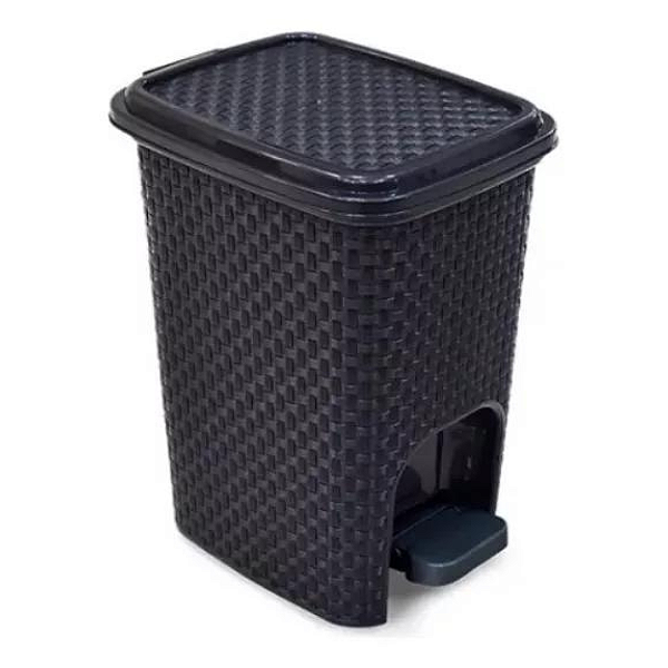 Lixeira Com Pedal Retratil De Plástico Preto 7 Litros 25738 Arqplast