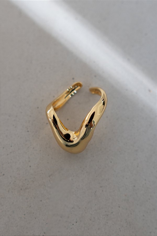 Anel Dourado Onda Orgânico