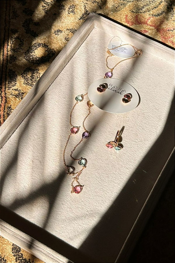 Composição Cristais Coloridos