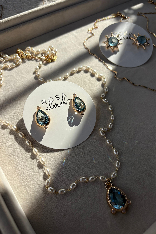 Composição Pérolas mais Cristal Azul