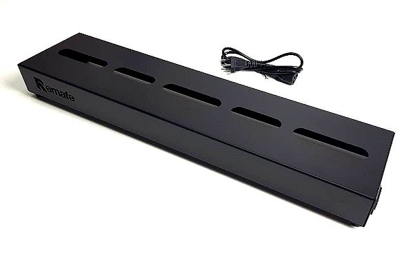 Pedalboard 15x60cm com elétrica