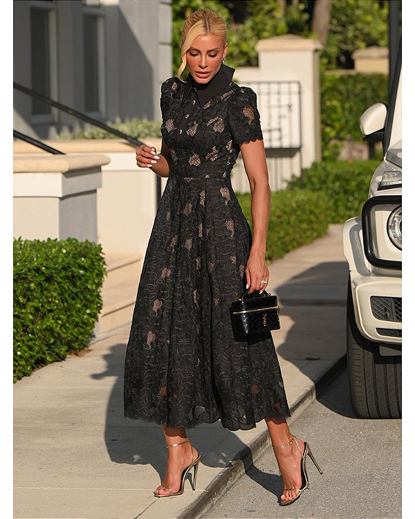 Vestido Midi Preto com Gola Ines