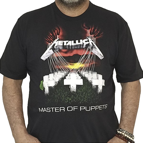 Camiseta Plus Size Metallica Master Of Puppets