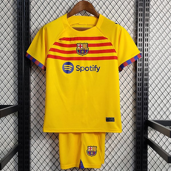 Kit Infantil Barcelona 4 Amarelo Camisa e Short 2023 / 2024