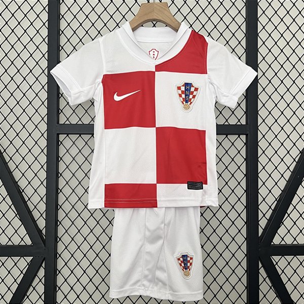 Novo Kit Infantil Croácia 1 Camisa e Short  2024 / 2025