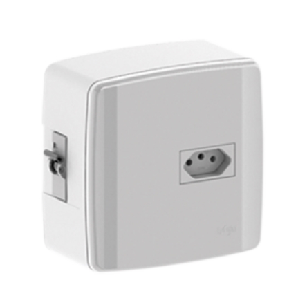 Quadro de Distribuição Sobrepor em PVC com Tomada ABNT 25A Acompanha Disjuntor - Ilumi