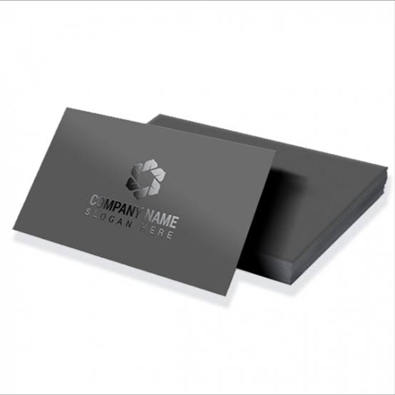 Cartão de visita - 9x5 - 4x4 - 300g + Verniz Localizado - 500 unid.