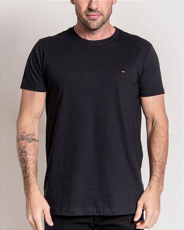 Camiseta Masculina Tommy Hilfiger Preto - Outweb - Outlet de Roupas,  Calçados e Acessórios.