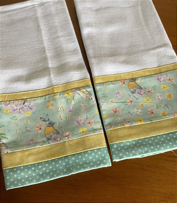 Pano de prato Coelhos fundo Azul Claro