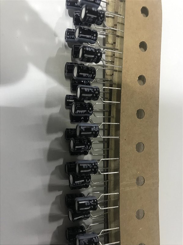 CAPACITOR ELETROLITÍCO 85° 10UF X 50V