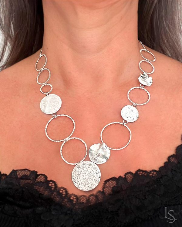 Colar de Prata Lunar com textura longo