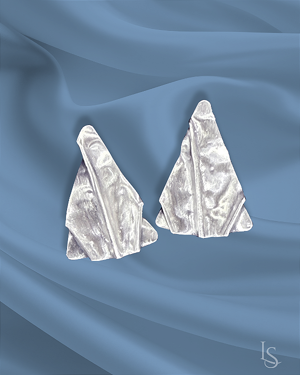 Brinco Piramid de Prata Pura